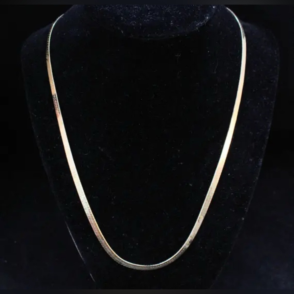 Long herringbone necklace